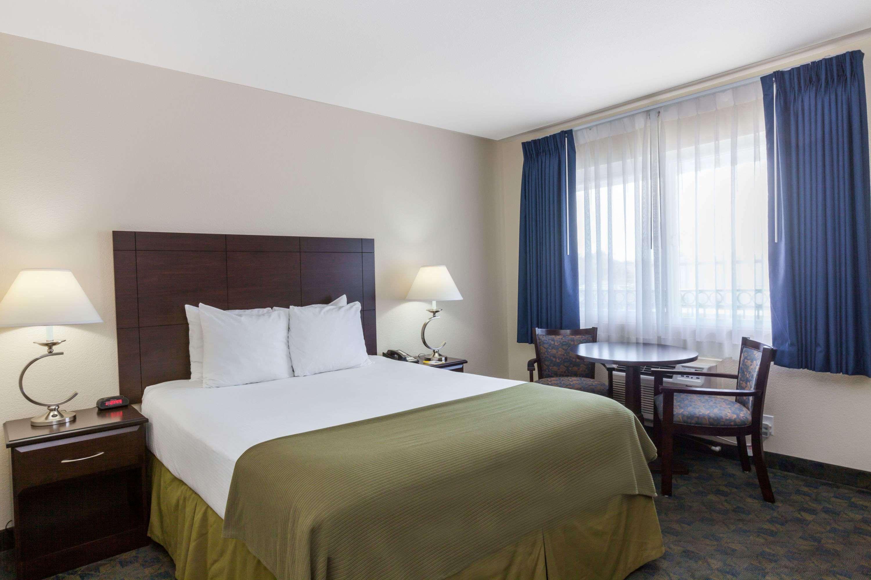 Days Inn By Wyndham Santa Maria Dış mekan fotoğraf